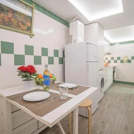Apartment Heart Of Bairro Alto Ground Floor Lissabon